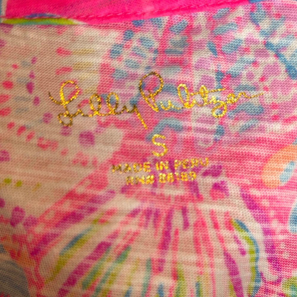 Lilly Pulitzer NWT Etta V-Neck Pink Isle Shell Me Something Good Top- Size S - Picture 2 of 8